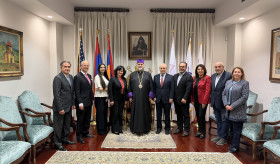 Գլխավոր հյուպատոս Աննա Ավետիսյանի հանդիպումը Հայ առաքելական եկեղեցու ԱՄՆ Արևմտյան թեմի (Անթիլիաս) առաջնորդ Գեղամ արքեպիսկոպոս Խաչերյանի հետ