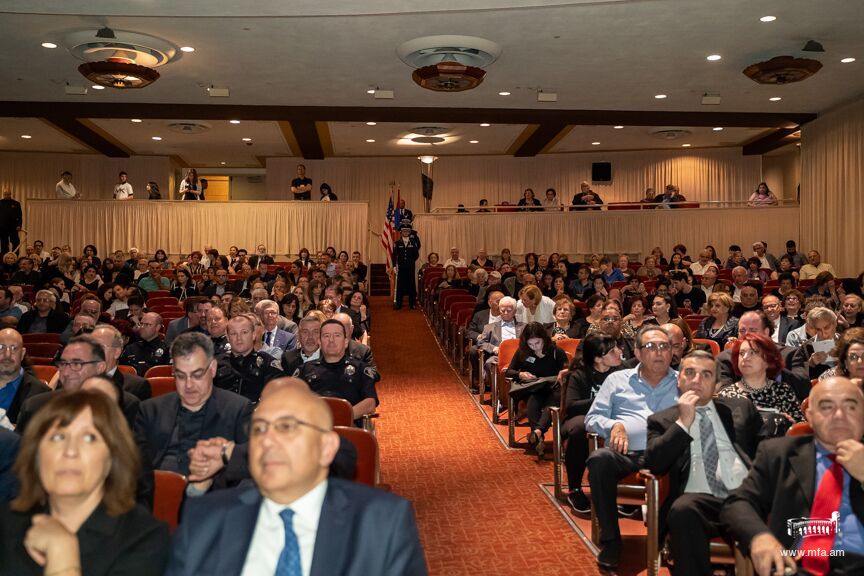 Armenian Genocide commemoration in Glendale ends on note of unity and