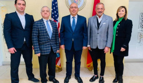 CONSUL GENERAL IN LOS ANGELES AMBASSADOR ARMEN BAIBOURTIAN MET WITH THE REPRESENTATIVES OF THE EXECUTIVE COMMITTEE OF THE ORGANIZATION OF ISTANBUL ARMENIANS (OIA) IN LOS ANGELES.