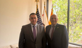 Consul General's meeting with the Mayor of Glendale