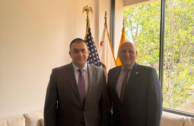 Consul General's meeting with the Mayor of Glendale